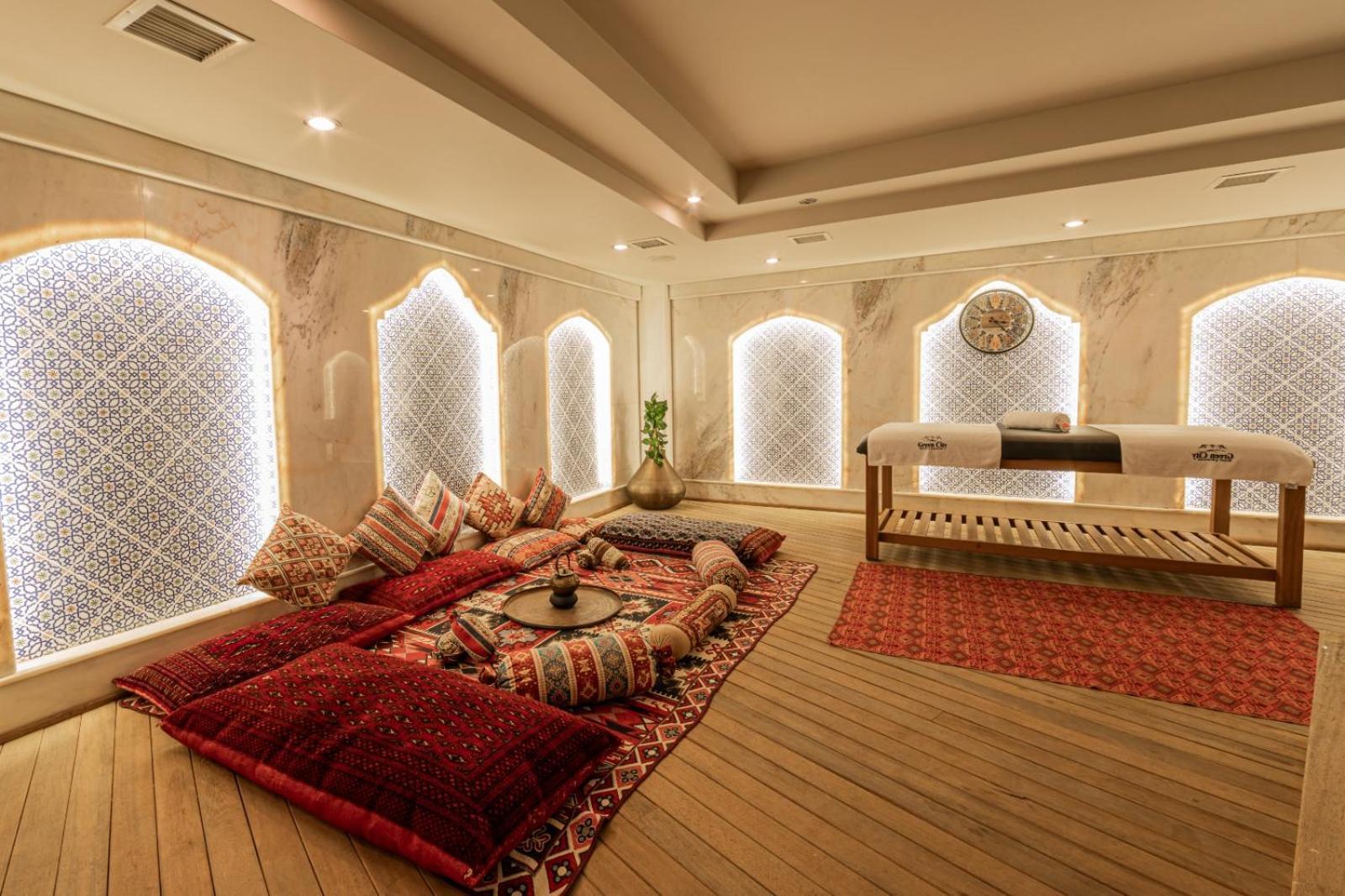 Green City Resort Hotel Baku Exterior foto